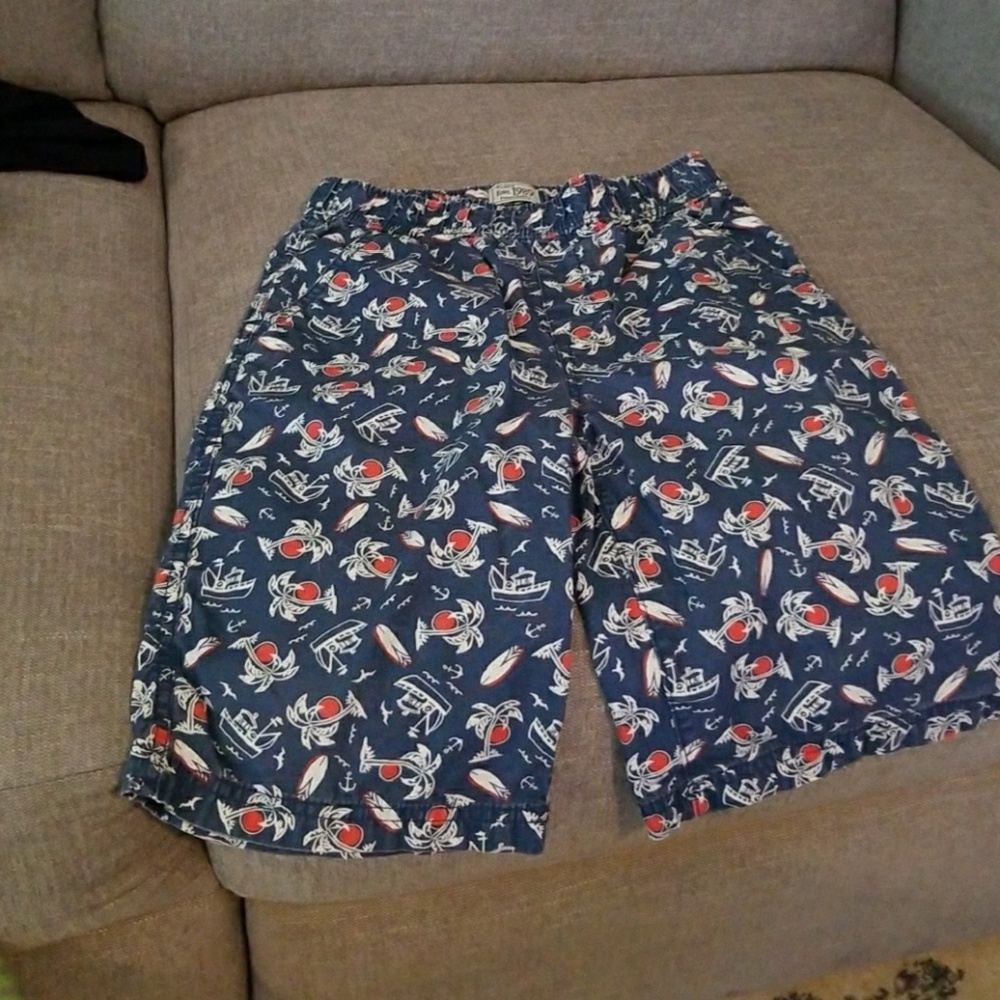 Boys surfs up shorts